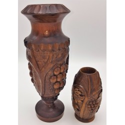 Set vaze decorative din lemn sculptate